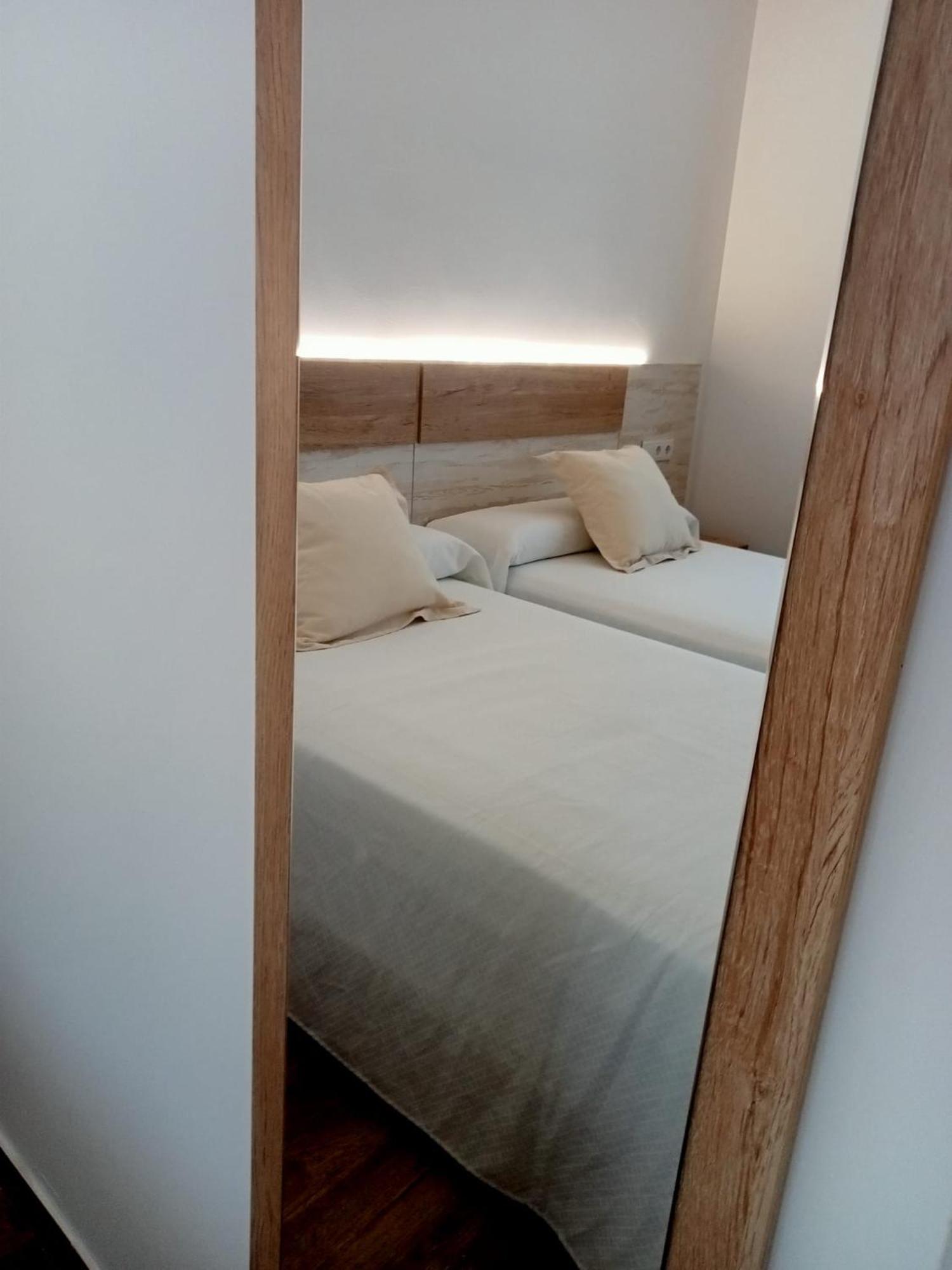 Apartamentos El Arenal Acebo Zimmer foto